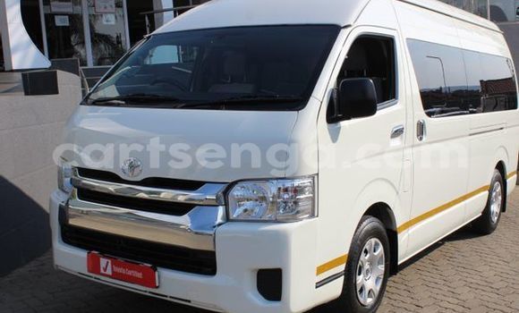 Acheter Occasion Voiture Toyota Hiace Blanc à Ezulwini, Hhohho Acheter Occasion Voiture Toyota Hiace Blanc à Ezulwini, Hhohho