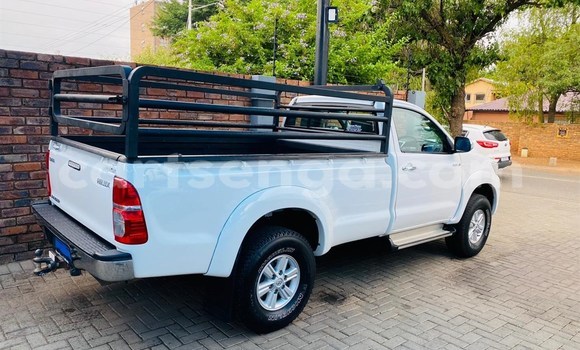 Buy Used Toyota Hilux White Car in Manzini in Manzini Buy Used Toyota Hilux White Car in Manzini in Manzini
