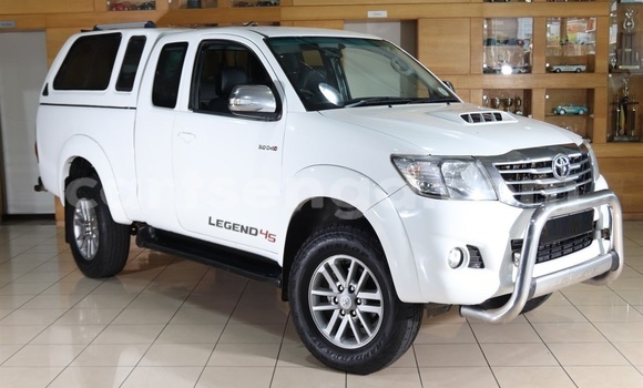 Buy Used Toyota Hilux White Car in Manzini in Manzini Buy Used Toyota Hilux White Car in Manzini in Manzini