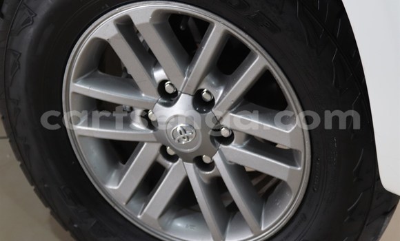 Buy Used Toyota Hilux White Car in Manzini in Manzini Buy Used Toyota Hilux White Car in Manzini in Manzini