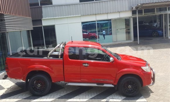 Buy Used Toyota Hilux Red Car in Manzini in Manzini Buy Used Toyota Hilux Red Car in Manzini in Manzini