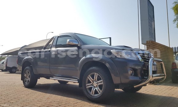 Buy Used Toyota Hilux Silver Car in Manzini in Manzini Buy Used Toyota Hilux Silver Car in Manzini in Manzini