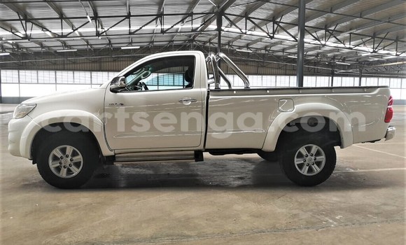 Buy Used Toyota Hilux White Car in Manzini in Manzini Buy Used Toyota Hilux White Car in Manzini in Manzini