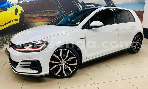 Buy Used Volkswagen Golf GTI White Car in Mbabane in Manzini Buy Used Volkswagen Golf GTI White Car in Mbabane in Manzini