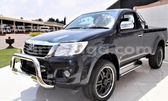 Buy Used Toyota Hilux Blue Car in Ezulwini in Hhohho