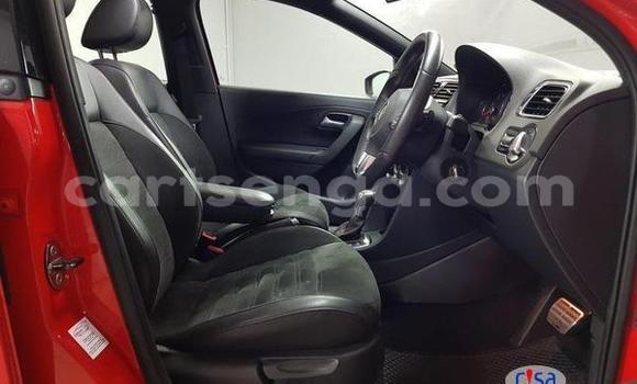 Nunua Ilio tumika Volkswagen Golf GTI Red Gari ndani ya Ezulwini nchini Hhohho Nunua Ilio tumika Volkswagen Golf GTI Red Gari ndani ya Ezulwini nchini Hhohho