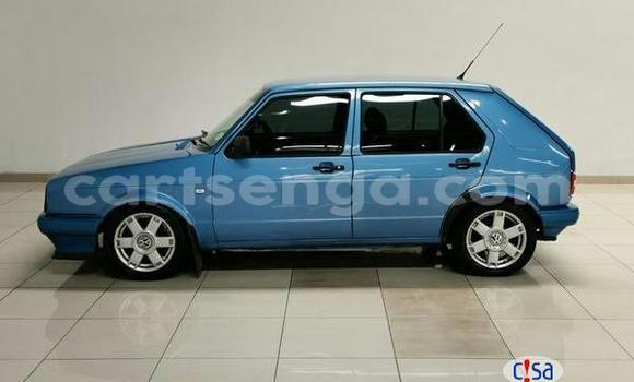 Nunua Ilio tumika Volkswagen Golf Blue Gari ndani ya Ezulwini nchini Hhohho Nunua Ilio tumika Volkswagen Golf Blue Gari ndani ya Ezulwini nchini Hhohho