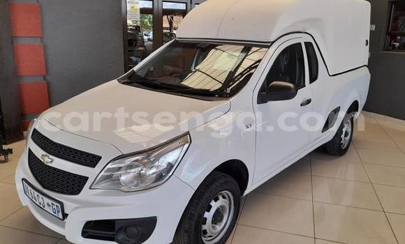 Buy Used Chevrolet Corsa White Car in Ezulwini in Hhohho Buy Used Chevrolet Corsa White Car in Ezulwini in Hhohho