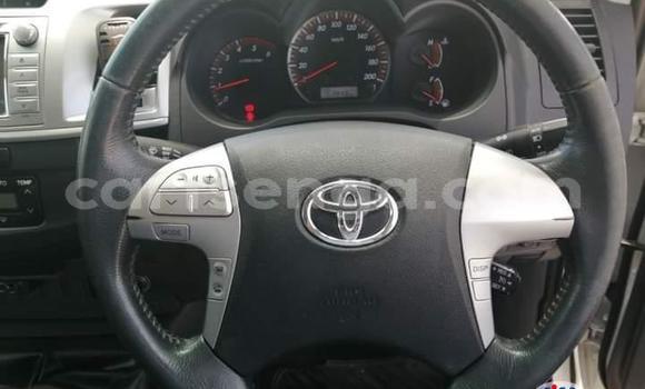 Nunua Ilio tumika Toyota Hilux White Gari ndani ya Big Bend nchini Wilaya ya Lubombo Nunua Ilio tumika Toyota Hilux White Gari ndani ya Big Bend nchini Wilaya ya Lubombo
