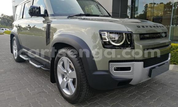 Nunua Ilio tumika Land Rover Defender Beige Gari ndani ya Ezulwini nchini Hhohho Nunua Ilio tumika Land Rover Defender Beige Gari ndani ya Ezulwini nchini Hhohho