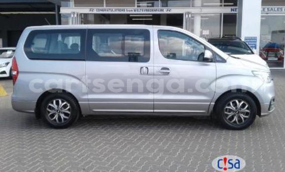 Nunua Ilio tumika Hyundai H1 Other Gari ndani ya Ezulwini nchini Hhohho Nunua Ilio tumika Hyundai H1 Other Gari ndani ya Ezulwini nchini Hhohho
