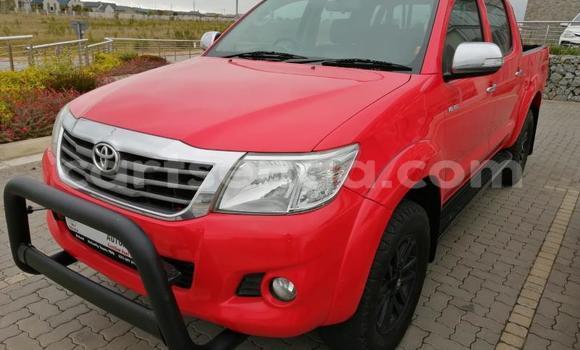 Buy Used Toyota Hilux Red Car in Ezulwini in Hhohho Buy Used Toyota Hilux Red Car in Ezulwini in Hhohho
