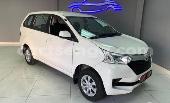 Nunua Ilio tumika Toyota Avanza White Gari ndani ya Mbabane nchini Manzini Nunua Ilio tumika Toyota Avanza White Gari ndani ya Mbabane nchini Manzini
