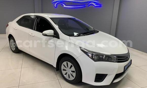 Nunua Ilio tumika Toyota Corolla White Gari ndani ya Manzini nchini Manzini Nunua Ilio tumika Toyota Corolla White Gari ndani ya Manzini nchini Manzini