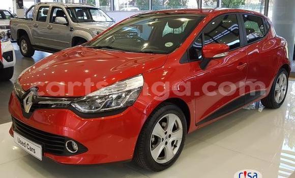 Buy Used Renault Clio Red Car in Kubuta in Shiselweni District Buy Used Renault Clio Red Car in Kubuta in Shiselweni District