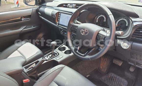 Nunua Ilio tumika Toyota Hilux Silver Gari ndani ya Ezulwini nchini Hhohho Nunua Ilio tumika Toyota Hilux Silver Gari ndani ya Ezulwini nchini Hhohho