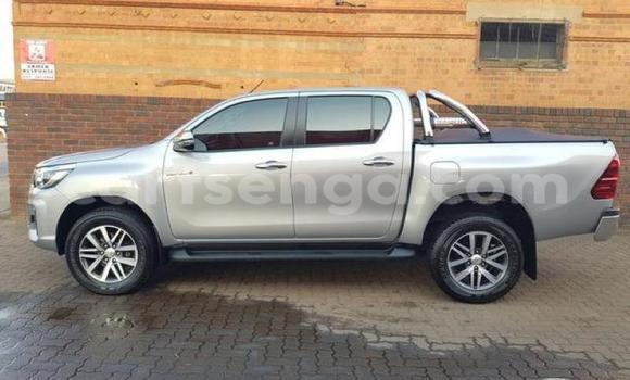 Nunua Ilio tumika Toyota Hilux Silver Gari ndani ya Ezulwini nchini Hhohho Nunua Ilio tumika Toyota Hilux Silver Gari ndani ya Ezulwini nchini Hhohho