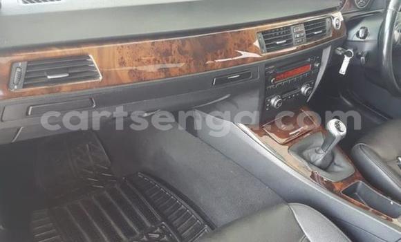 Nunua Ilio tumika BMW 3200 Black Gari ndani ya Bulembu nchini Hhohho Nunua Ilio tumika BMW 3200 Black Gari ndani ya Bulembu nchini Hhohho