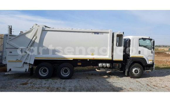 Buy Used Isuzu FTR 850 White Truck in Hluti in Shiselweni District Buy Used Isuzu FTR 850 White Truck in Hluti in Shiselweni District
