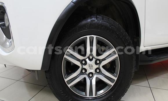 Acheter Occasion Voiture Toyota Fortuner Blanc à Manzini, Manzini Acheter Occasion Voiture Toyota Fortuner Blanc à Manzini, Manzini