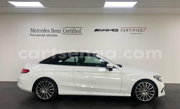 Acheter Occasion Voiture Mercedes‒Benz C–Class Gris à Mbabane, Manzini Acheter Occasion Voiture Mercedes‒Benz C–Class Gris à Mbabane, Manzini