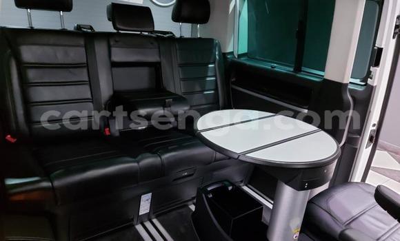 Acheter Occasion Voiture Volkswagen Caravelle Blanc à Mbabane, Manzini Acheter Occasion Voiture Volkswagen Caravelle Blanc à Mbabane, Manzini