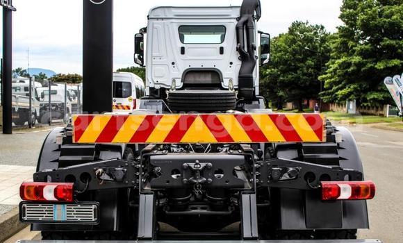 Buy Used Mercedes‒Benz Arocs White Truck in Mbabane in Manzini Buy Used Mercedes‒Benz Arocs White Truck in Mbabane in Manzini