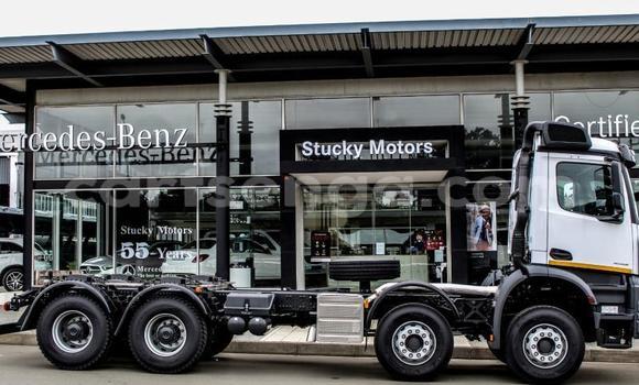 Buy Used Mercedes‒Benz Arocs White Truck in Mbabane in Manzini Buy Used Mercedes‒Benz Arocs White Truck in Mbabane in Manzini
