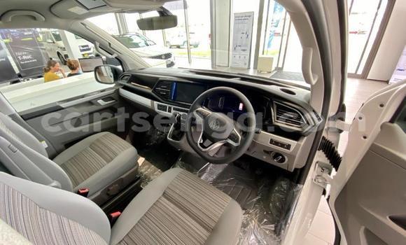 Nunua Ilio tumika Volkswagen Caddy White Gari ndani ya Ezulwini nchini Hhohho Nunua Ilio tumika Volkswagen Caddy White Gari ndani ya Ezulwini nchini Hhohho