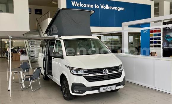 Nunua Ilio tumika Volkswagen Caddy White Gari ndani ya Ezulwini nchini Hhohho Nunua Ilio tumika Volkswagen Caddy White Gari ndani ya Ezulwini nchini Hhohho