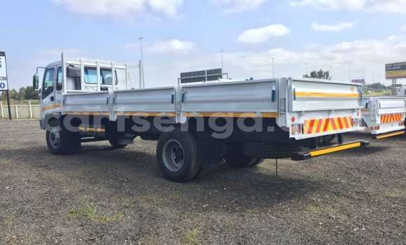 Buy Used Isuzu FTR 850 White Truck in Hluti in Shiselweni District Buy Used Isuzu FTR 850 White Truck in Hluti in Shiselweni District