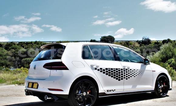 Nunua Ilio tumika Volkswagen Golf GTI White Gari ndani ya Big Bend nchini Wilaya ya Lubombo Nunua Ilio tumika Volkswagen Golf GTI White Gari ndani ya Big Bend nchini Wilaya ya Lubombo