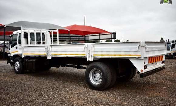 Buy Used Isuzu FTR 850 White Truck in Hluti in Shiselweni District Buy Used Isuzu FTR 850 White Truck in Hluti in Shiselweni District