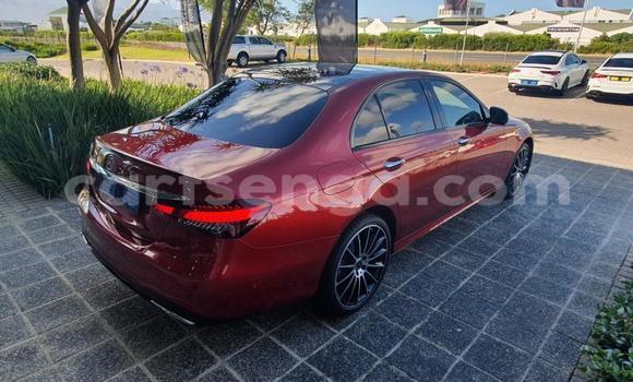 Acheter Occasion Voiture Mercedes‒Benz E–Class Rouge à Mbabane, Manzini Acheter Occasion Voiture Mercedes‒Benz E–Class Rouge à Mbabane, Manzini