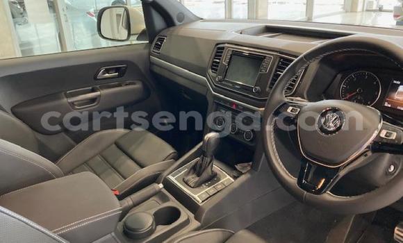 Buy Used Volkswagen Amarok White Car in Ezulwini in Hhohho Buy Used Volkswagen Amarok White Car in Ezulwini in Hhohho