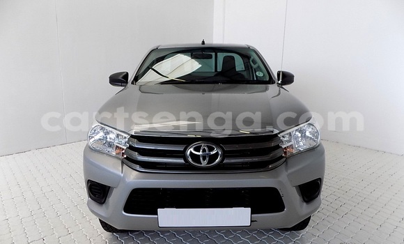 Buy Used Toyota Hilux Silver Car in Mbabane in Manzini Buy Used Toyota Hilux Silver Car in Mbabane in Manzini
