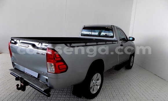 Buy Used Toyota Hilux Silver Car in Mbabane in Manzini Buy Used Toyota Hilux Silver Car in Mbabane in Manzini