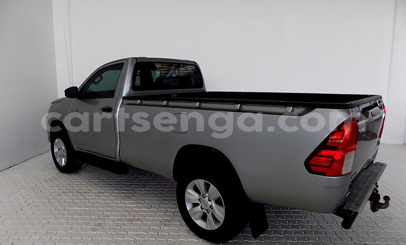Buy Used Toyota Hilux Silver Car in Mbabane in Manzini Buy Used Toyota Hilux Silver Car in Mbabane in Manzini