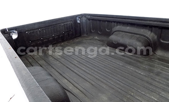 Buy Used Toyota Hilux Silver Car in Mbabane in Manzini Buy Used Toyota Hilux Silver Car in Mbabane in Manzini