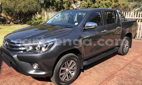 Buy Used Toyota Hilux Silver Car in Mbabane in Manzini Buy Used Toyota Hilux Silver Car in Mbabane in Manzini