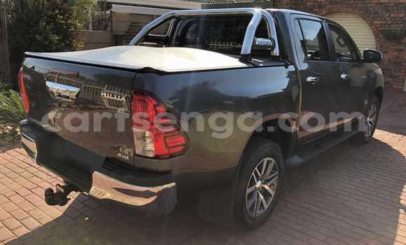 Buy Used Toyota Hilux Silver Car in Mbabane in Manzini Buy Used Toyota Hilux Silver Car in Mbabane in Manzini