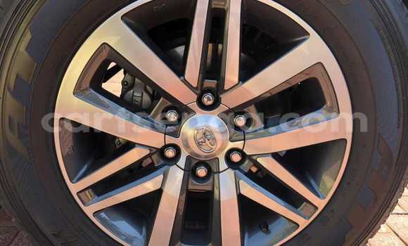 Buy Used Toyota Hilux Silver Car in Mbabane in Manzini Buy Used Toyota Hilux Silver Car in Mbabane in Manzini