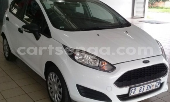 Acheter Occasion Voiture Ford Fiesta Blanc à Bhunya, Manzini Acheter Occasion Voiture Ford Fiesta Blanc à Bhunya, Manzini