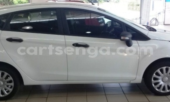 Acheter Occasion Voiture Ford Fiesta Blanc à Bhunya, Manzini Acheter Occasion Voiture Ford Fiesta Blanc à Bhunya, Manzini