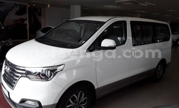 Acheter Occasion Voiture Hyundai Starex (H-1) Blanc à Matsapha, Manzini Acheter Occasion Voiture Hyundai Starex (H-1) Blanc à Matsapha, Manzini