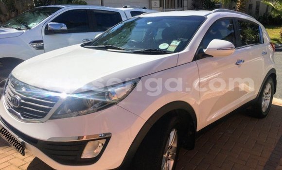 Buy Used Kia Rio White Car in Big Bend in Lubombo Buy Used Kia Rio White Car in Big Bend in Lubombo