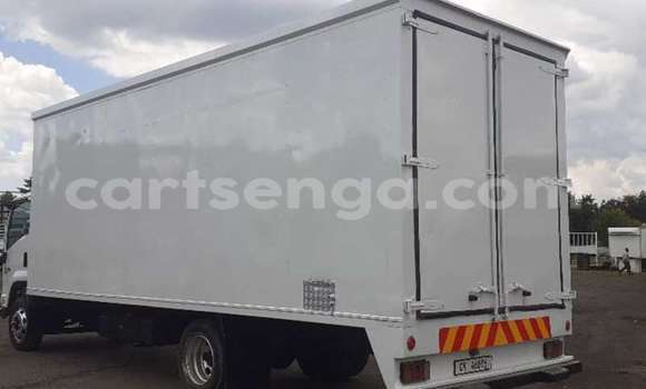 Acheter Occasion Utilitaire Isuzu FTR 850 Blanc à Mbabane, Manzini Acheter Occasion Utilitaire Isuzu FTR 850 Blanc à Mbabane, Manzini