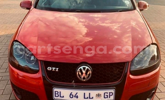 Nunua Ilio tumika Volkswagen Golf Red Gari ndani ya Import - Dubai nchini Hhohho