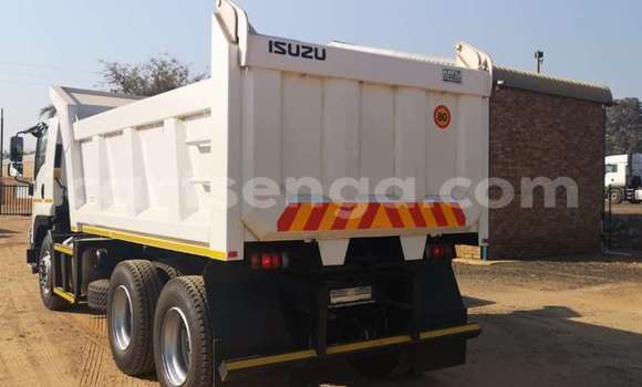 Acheter Occasion Utilitaire Isuzu FTR 850 Blanc à Mbabane, Manzini Acheter Occasion Utilitaire Isuzu FTR 850 Blanc à Mbabane, Manzini