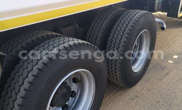 Acheter Occasion Utilitaire Isuzu FTR 850 Blanc à Mbabane, Manzini Acheter Occasion Utilitaire Isuzu FTR 850 Blanc à Mbabane, Manzini